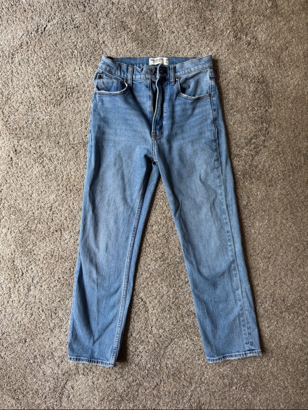 Abercrombie & Fitch Light Blue The Ankle Straight Ultra High Rise jeans size 2